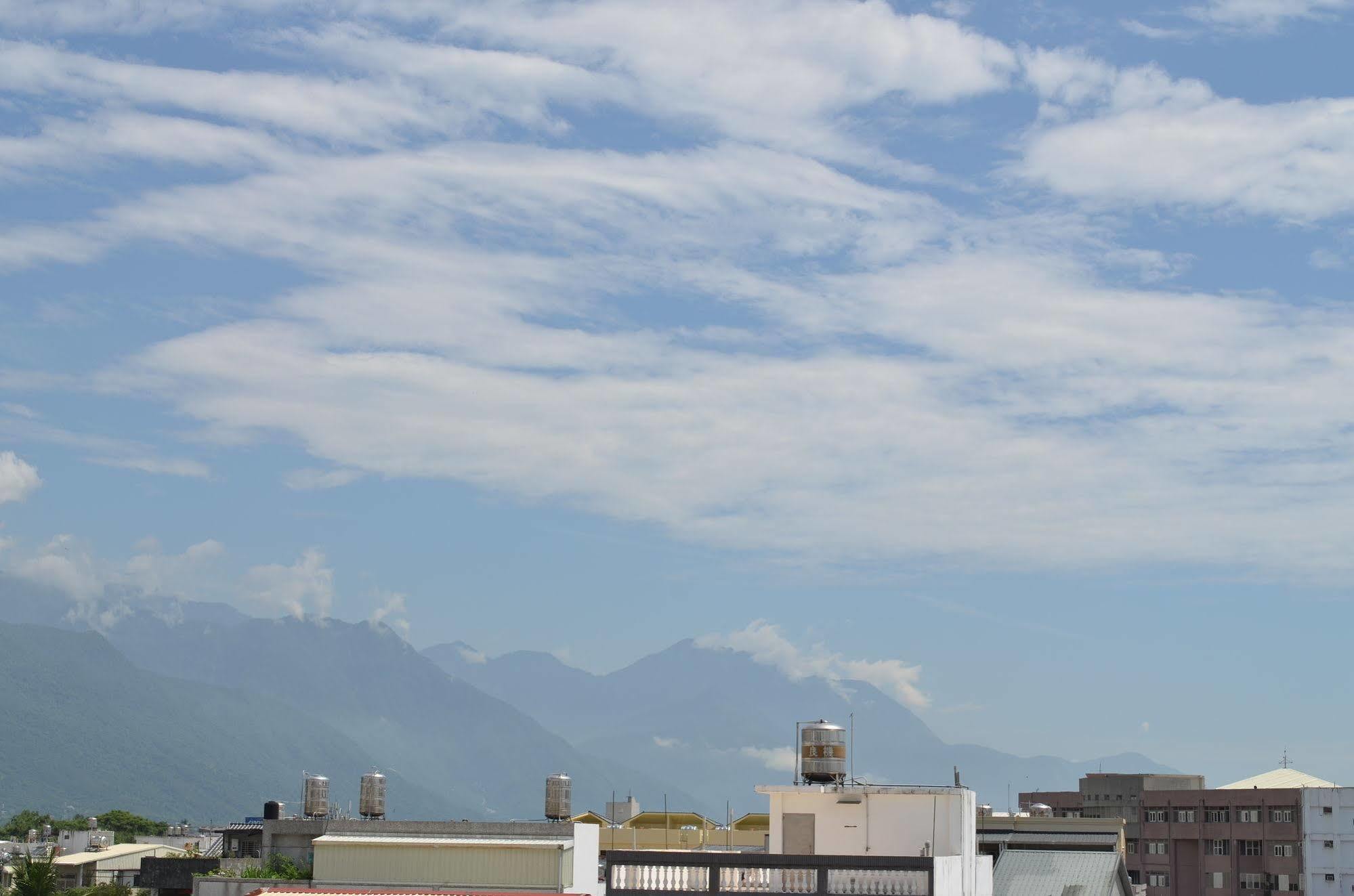 花蓮阿羅國際青年旅舍民宿 Kota Hualien Bagian luar foto